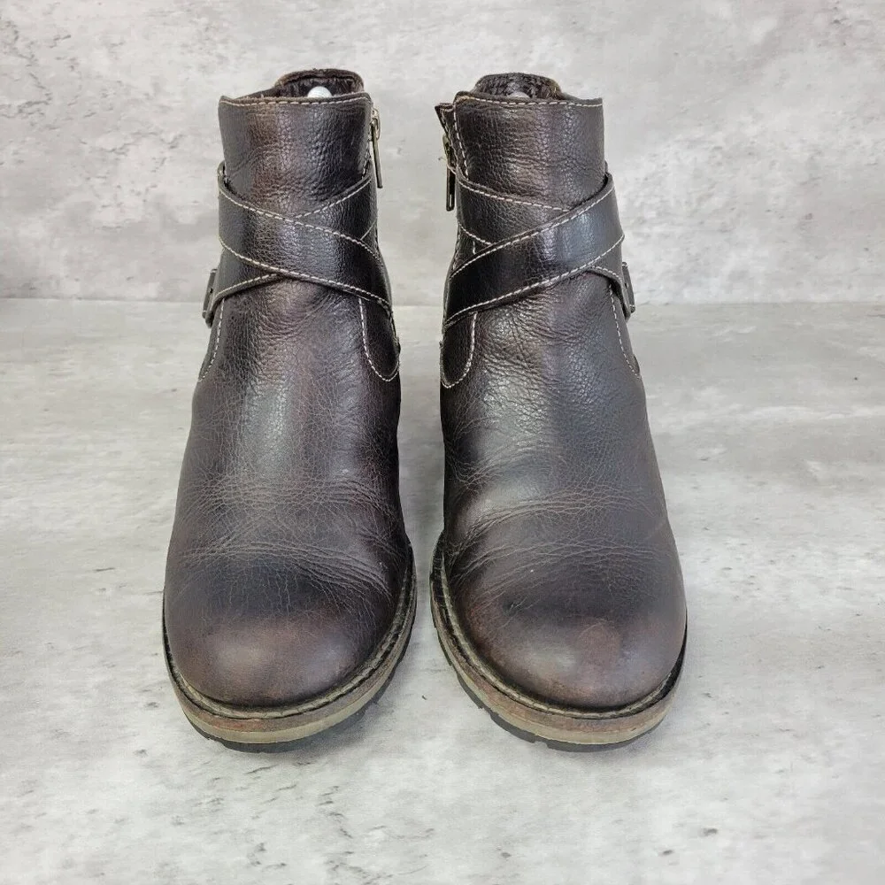 LL Bean Bootie Womens 6.5 Brown Double Buckle‎